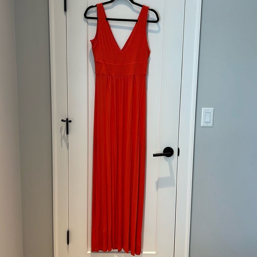 Bright, vibrant yet soft and sleek Maxi dress